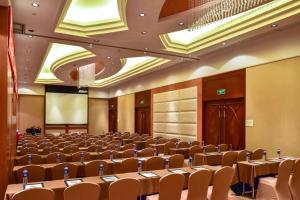 Ärikülastajate ala ja/või konverentsiruum majutusasutuses Cinese Hotel Dongguan Shijie +32 fotot