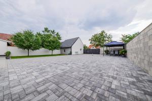 Fotografie z fotogalerie ubytování Slovanský penzion v destinaci Mikulčice