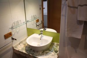 Koupelna v ubytování Hostal La Ribera del Júcar