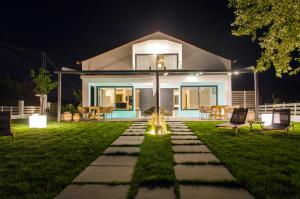 Zahrada ubytování Thea Suites
