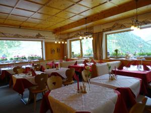 Εστιατόριο ή άλλο μέρος για φαγητό στο Gasthof Geierwallihof