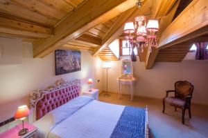 Un pat sau paturi într-o cameră la Dias