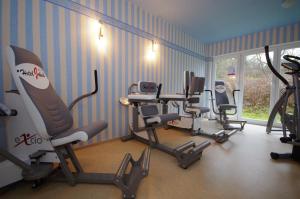 Fitness centrum a/nebo fitness zařízení v ubytování Hotel Jakob