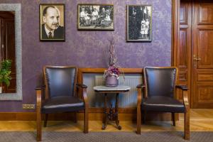 Posedenie v ubytovaní Wellness & Spa hotel Villa Regenhart