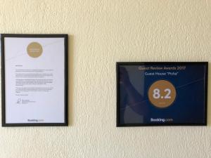 Certifikát, hodnocení, plakát nebo jiný dokument vystavený v ubytování Guest House "Pisha"