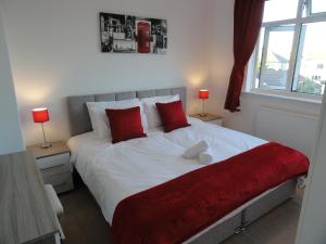 Gallery image of Filton House by Cliftonvalley Apartments in Bristol