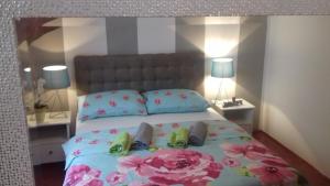 Postel nebo postele na pokoji v ubytování LUXURY APARTMENT KALA 2