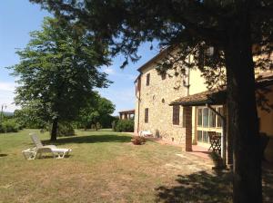 Zahrada ubytování Vittoriana near San Gimignano by PosarelliVillas