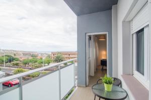A balcony or terrace at Armonia Park-Bajamar