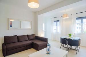 A seating area at Armonia Park-Bajamar