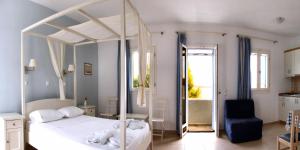 Кровать или кровати в номере Dream Island Hotel