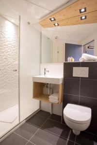 Urban Bivouac Hotel tesisinde bir banyo