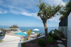 Gallery image of Capo Torre Resort & SPA in Albisola Superiore