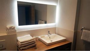 A bathroom at Appartement De Martin