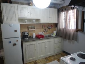 Kuchyňa alebo kuchynka v ubytovaní Carmen maisonette