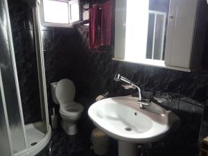 Kúpeľňa v ubytovaní Carmen maisonette