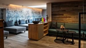 Predel za sedenje v nastanitvi Hotel ANDER
