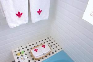 メキシコシティにあるカーサ コンテスのバスルーム(シャワー、タオル付)が備わります。 +77枚の写真