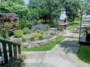 Zahrada ubytování Guesthouse Pavličić