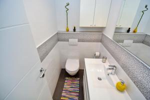 Kúpeľňa v ubytovaní Spacious Premium Apt Lipotica with Oldtown view - Have a memorable holiday + 37 fotografií