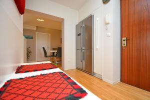 Posteľ alebo postele v izbe v ubytovaní Spacious Premium Apt Lipotica with Oldtown view - Have a memorable holiday