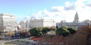 Foto da galeria de Apartamentos CR em Buenos Aires