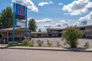 Fotografie z fotogalerie ubytování Motel 6-Fort Nelson, BC v destinaci Fort Nelson
