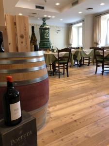 Posezení v ubytování Antica Trattoria + 37 fotografií