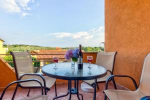 Balkon lub taras w obiekcie Apartments Contessa