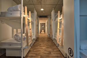 Postel nebo postele na pokoji v ubytování Anda Venice Hostel