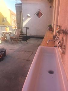 Badepensionat Sandloppen - Ferielejligheder tesisinde bir banyo
