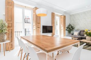 BNBHolder Group Stunning SOL, Madrid – Updated 2022 Prices
