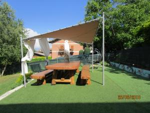 Φωτογραφία από το άλμπουμ του Rainbow House σε Esino Lario