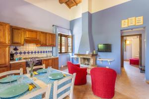 Kuchyňa alebo kuchynka v ubytovaní Agriturismo Dei Casali