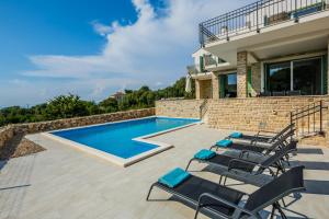 Πισίνα στο ή κοντά στο Villa Bramasole Lun