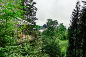 Imagen de la galería de Chesterfield appartement -view on garden, en Durbuy