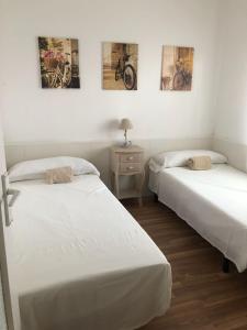 A bed or beds in a room at Vilasardemarlux2 Még 17 kép