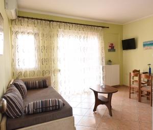 Ένα ή περισσότερα κρεβάτια σε δωμάτιο στο Eleonas Apartments