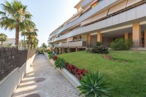 Foto dalla galleria di Hill apartment 2 bebrooms, terrace, parking, pool, pádel tenis a Torremolinos