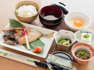 Makanan di atau berdekatan hotel