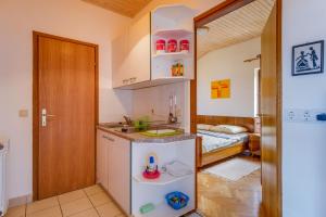 Gallery image of Filip Apartment in Mali Lošinj