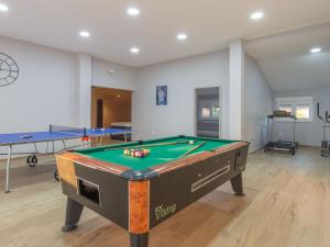 Fotografie z fotogalerie ubytování Beautiful villa in Lisicic with private pool v destinaci Lisičići