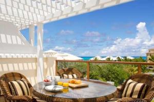 Gallery image of Villa del Mar in Grace Bay