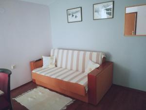 Postel nebo postele na pokoji v ubytování Apartmani Babić Vir