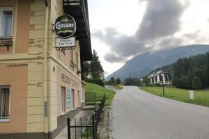 Výhľad na hory alebo výhľad na hory priamo z of the bed and breakfast