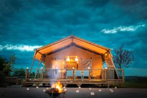 Gallery image of Lodge Holidays - Glamping Heart of Nature in Ribnik
