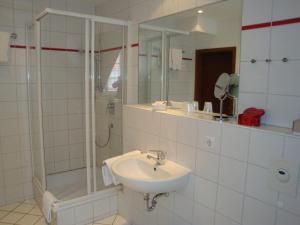 Koupelna v ubytování Hotel Haus Appelberg