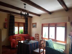 Posezení v ubytování Apartamentos Turísticos Rural Los Tinaos