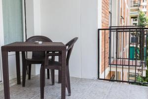 A balcony or terrace at Milano Business Balcony Flat