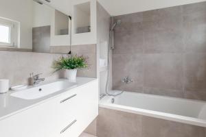 A bathroom at Milano Business Balcony Flat